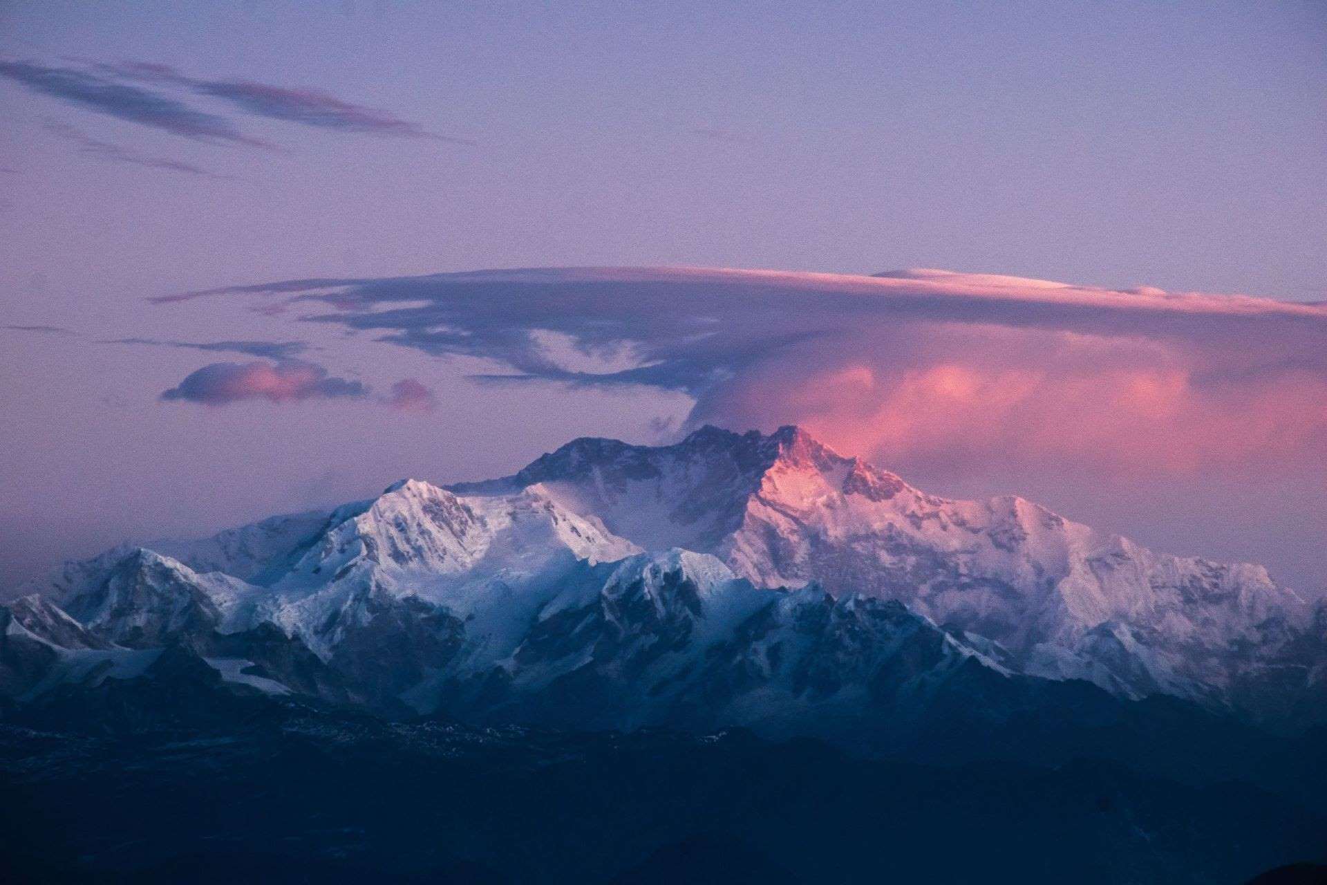 kanchenjunga-peak